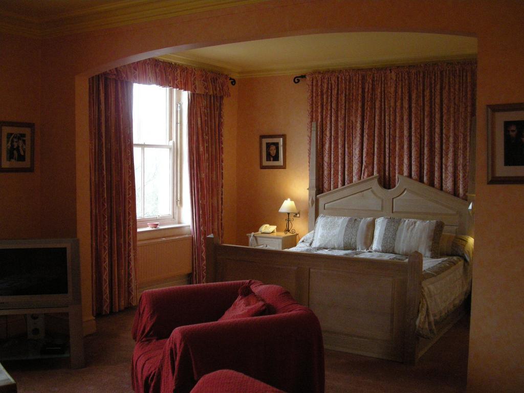 Buckingham Hotel Buxton  Exterior photo